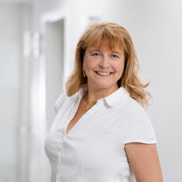 Dr. med. Astrid Schmidt- Reinwald